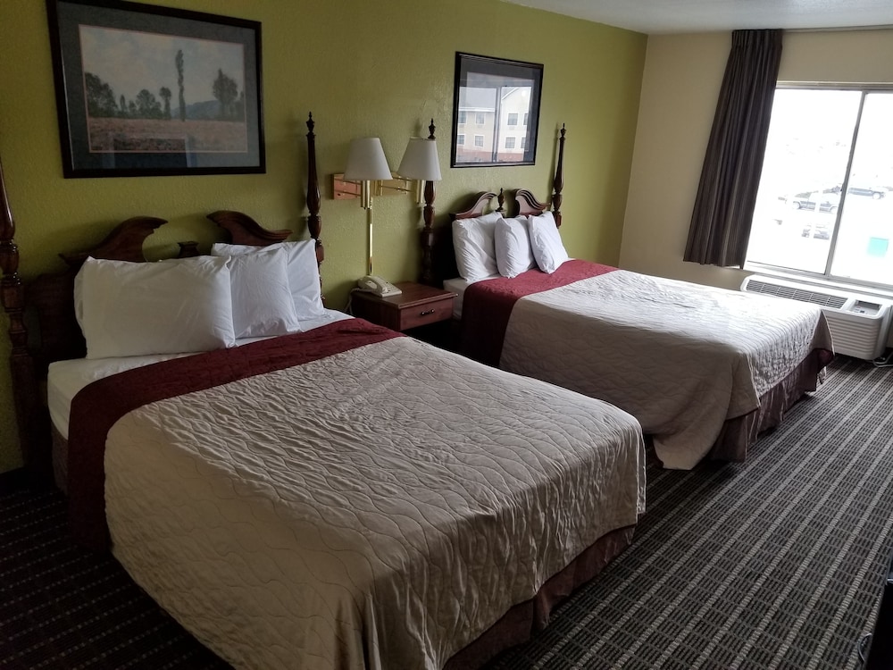 Travelodge by Wyndham Lansing IL - photo 12