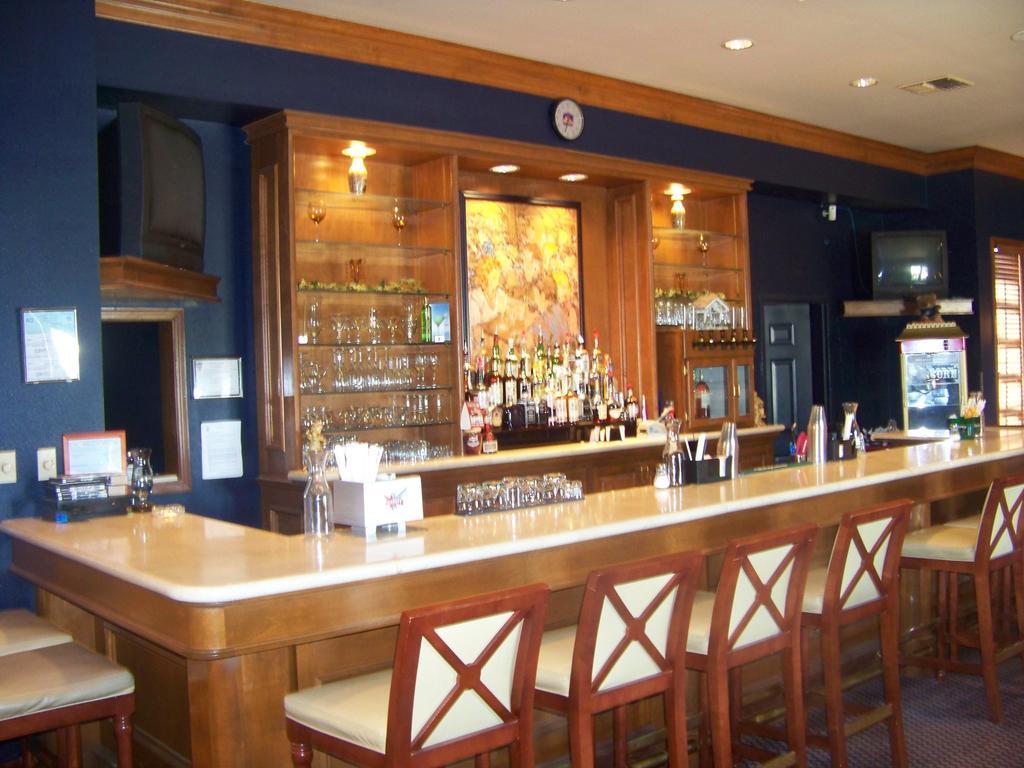 Baymont Inn and Suites Shreveport Airport - photo 13