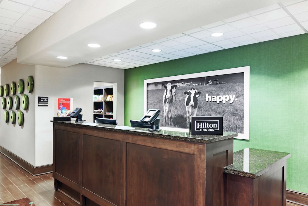 Hampton Inn & Suites Shreveport Bossier City Airline Drive - photo 4