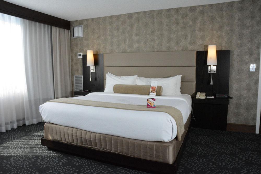 University Plaza Hotel and Conference Center - photo 8