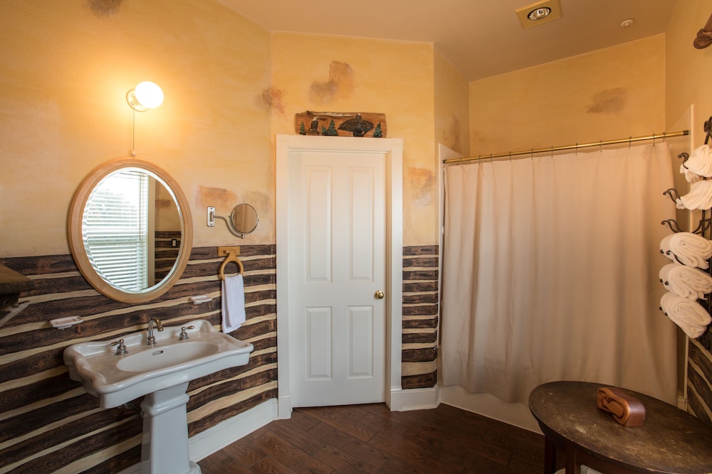 Gruene River Hotel & Retreat - photo 72