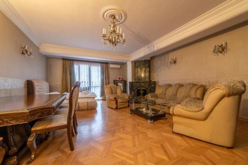 Apartment Tiflis — 4-Star Luxury Hotel in Tbilisi, Georgia