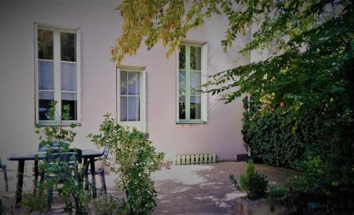 Eth Polit in Bagneres-De-Luchon, France