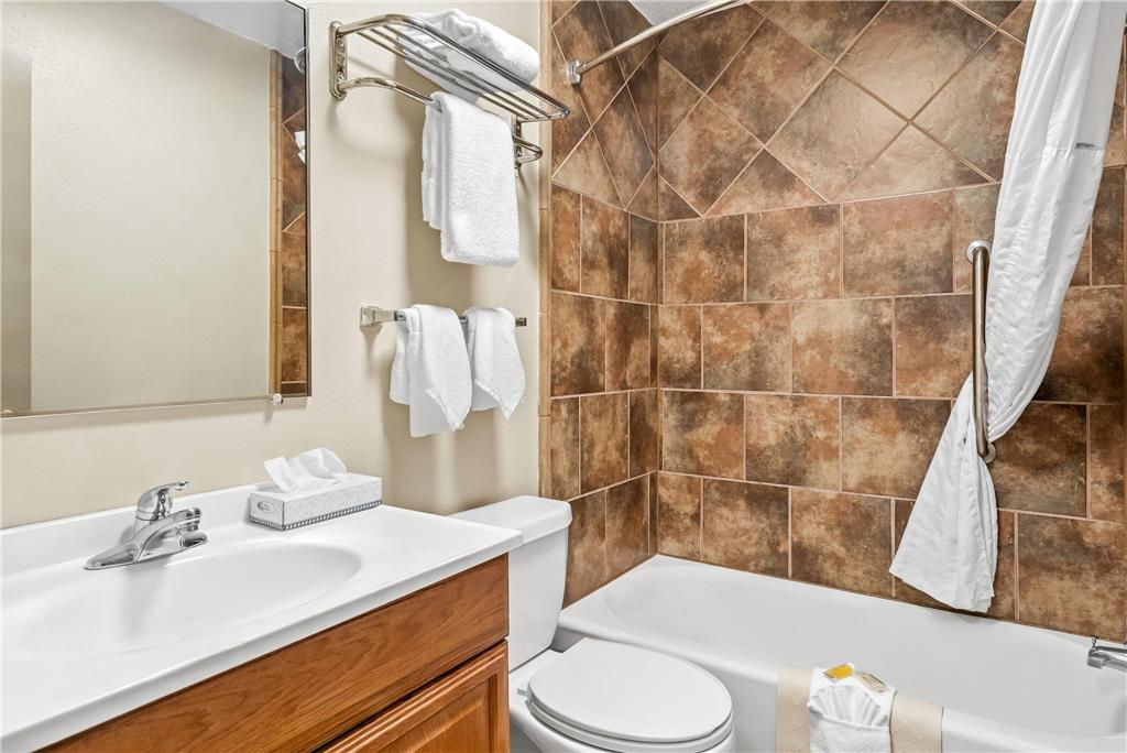 Days Inn by Wyndham Jacksonville NC - photo 28