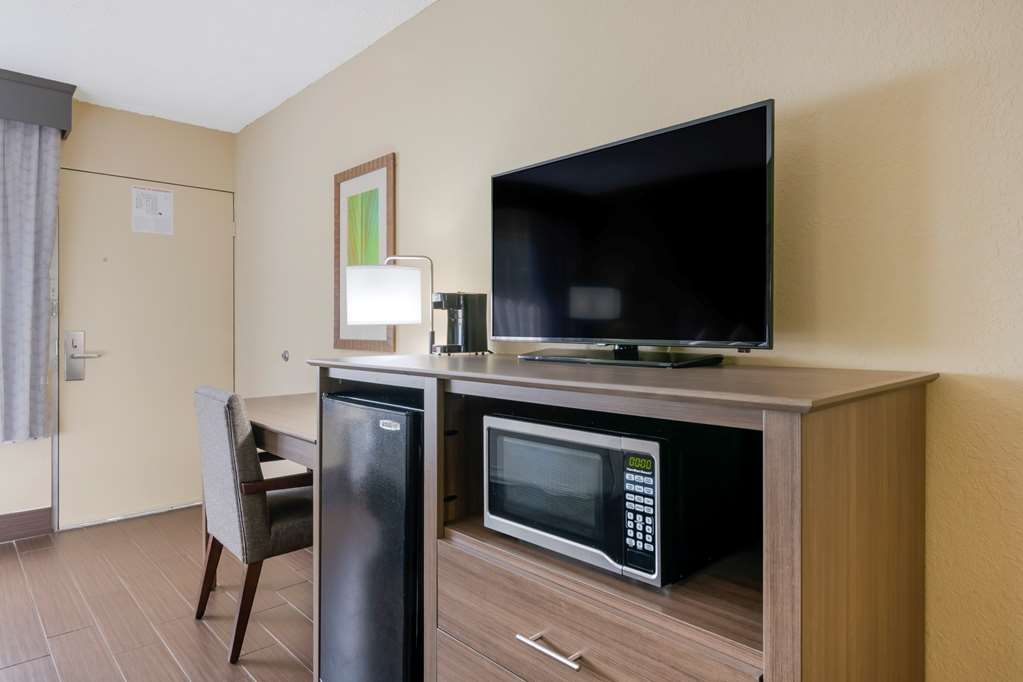 Best Western Downtown Stuart - photo 17
