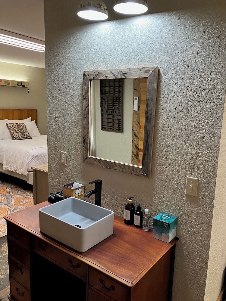 Prairie Rose Inn - photo 24