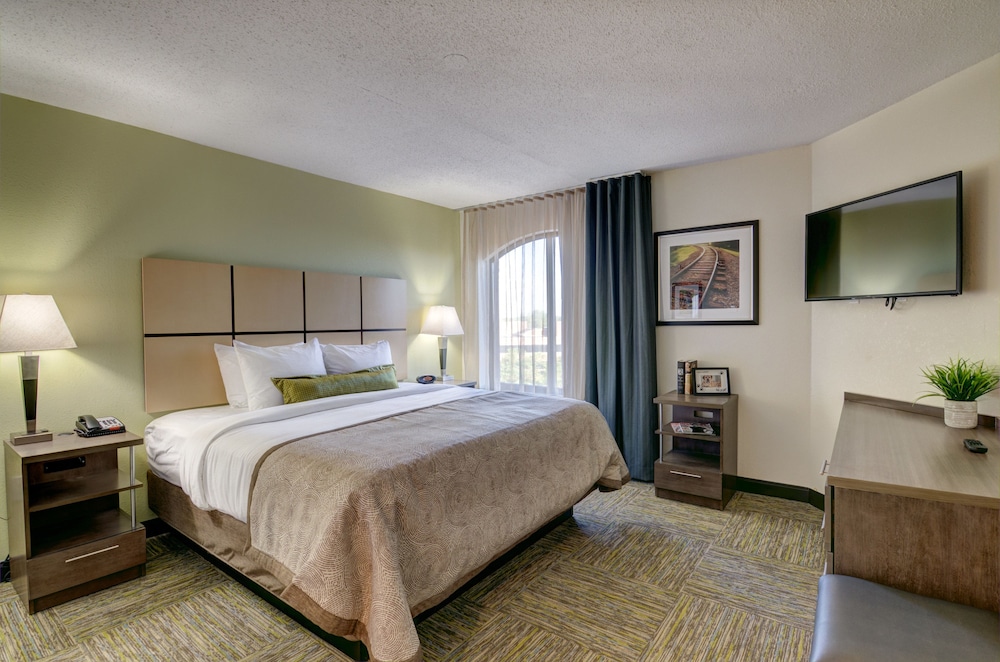 Candlewood Suites Richmond West Broad by IHG - photo 15