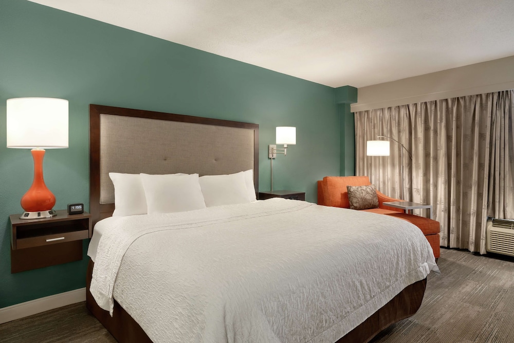 Hampton Inn New Orleans St. Charles Ave. Garden District - photo 21