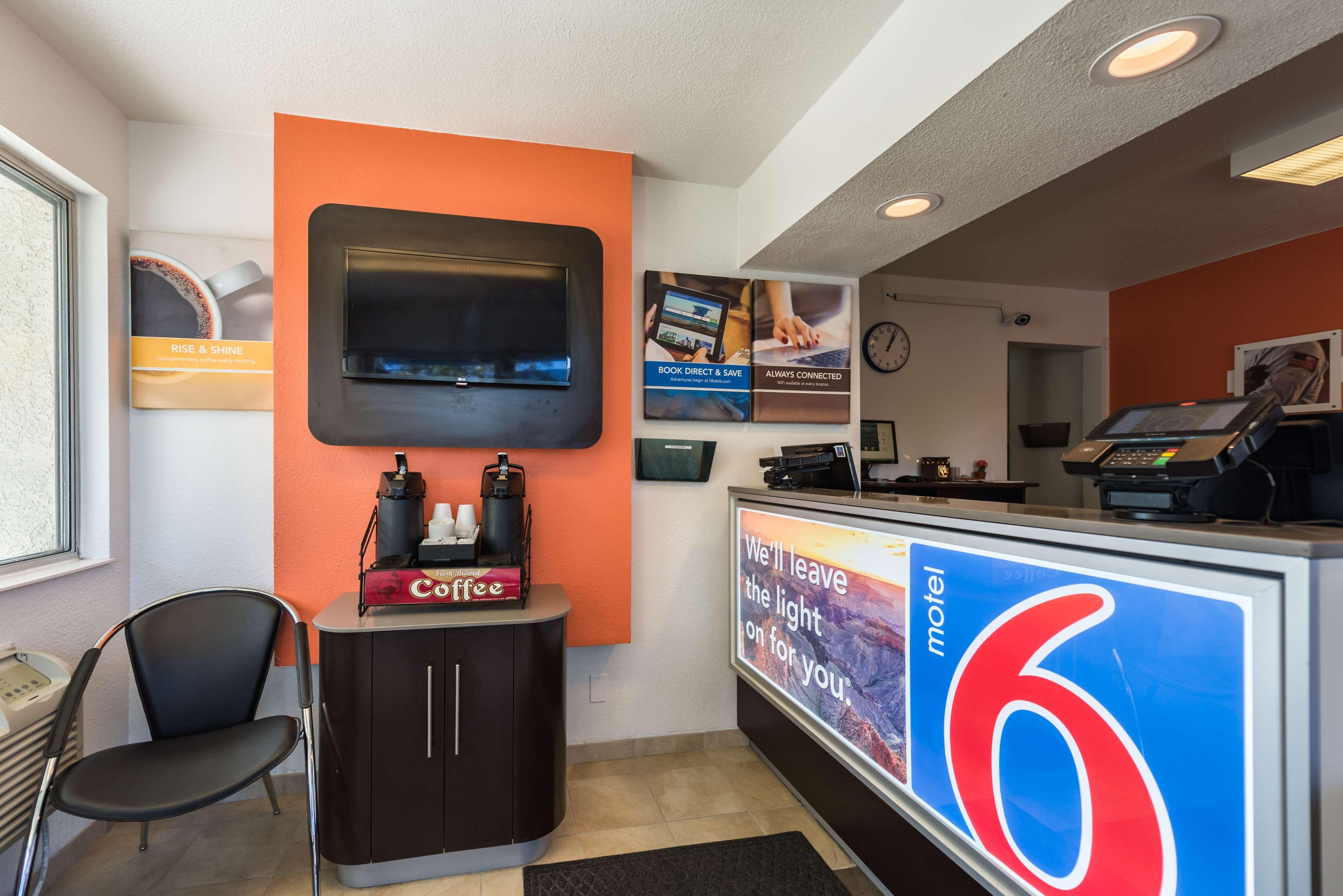 Motel 6 Reno NV Virginia Plumb - photo 14
