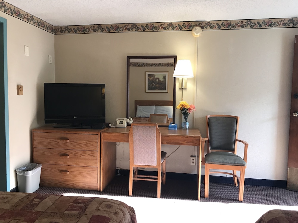 West Motel - photo 11