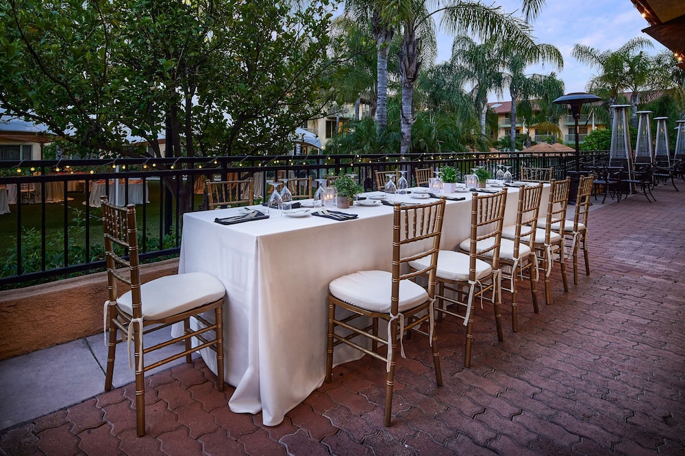 DoubleTree by Hilton Ontario Airport - photo 47