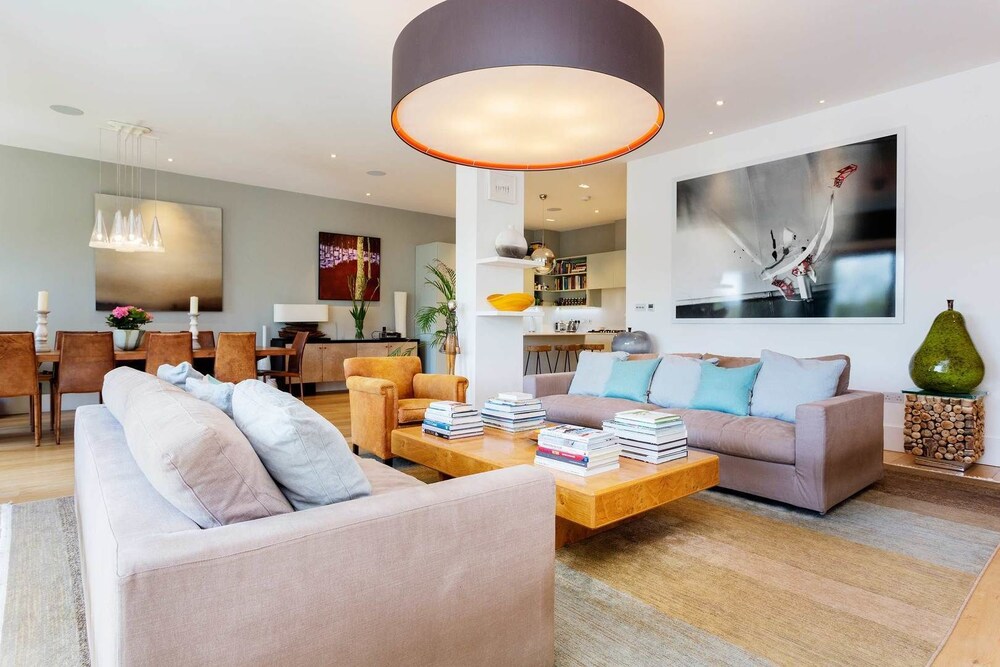 The Wandsworth Luxury Apartment — 4-Star Luxury Hotel in London, United Kingdom