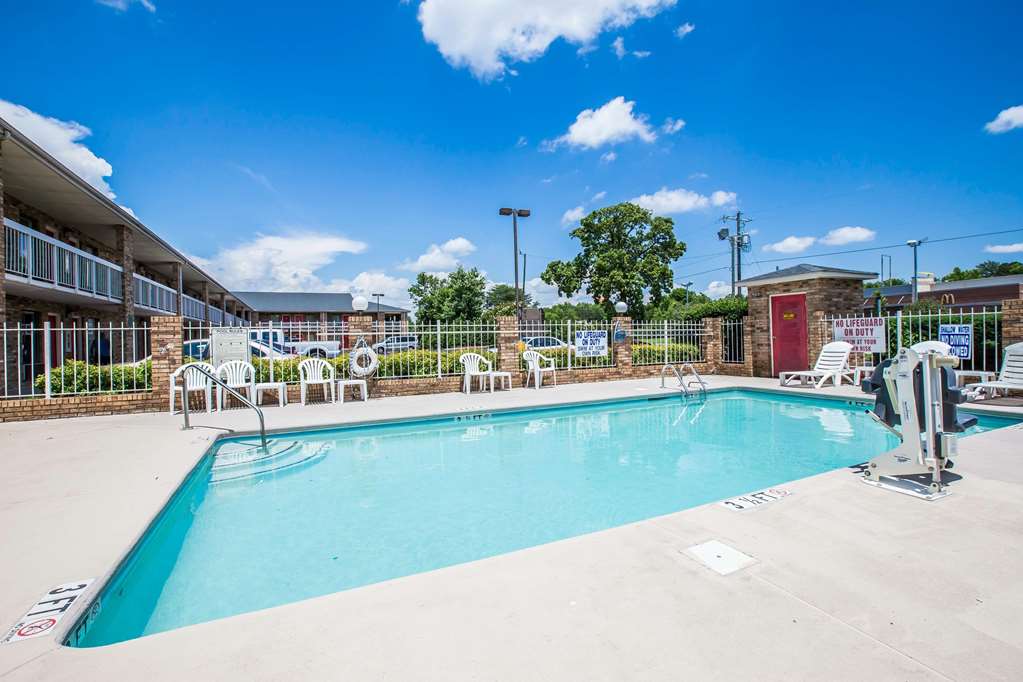 Rodeway Inn Expo Center - photo 22