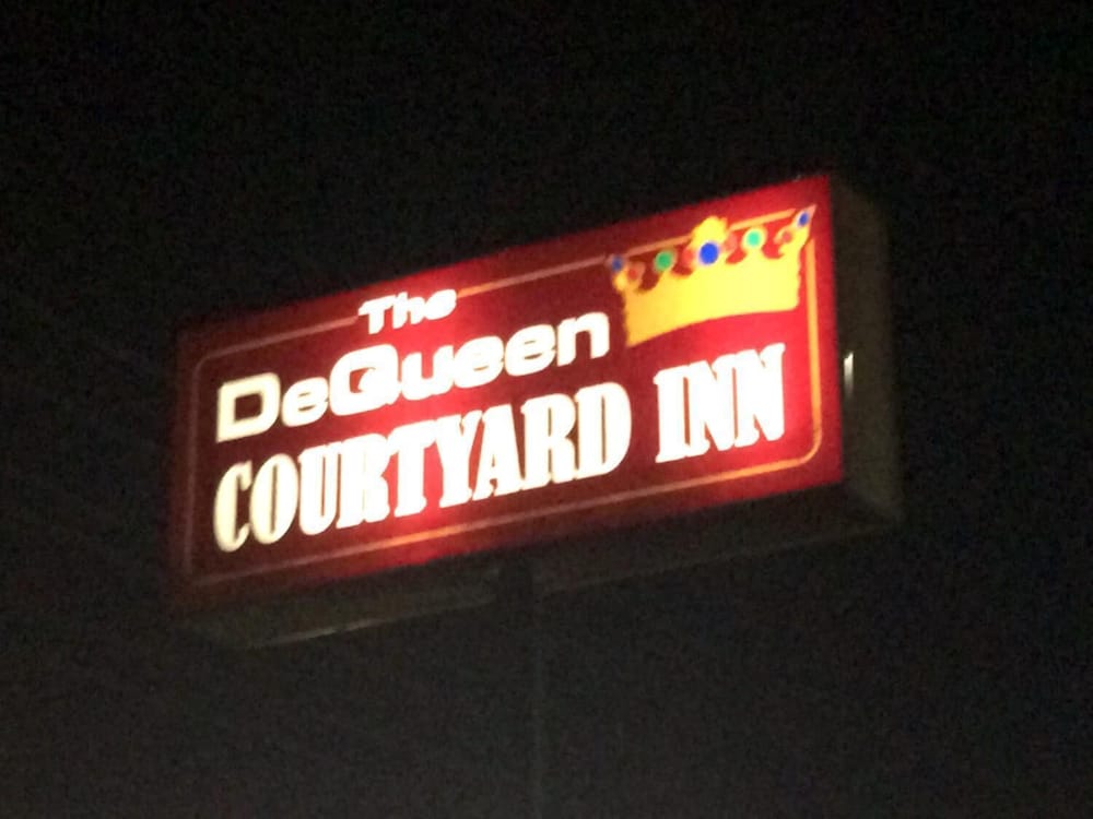 DeQueen Courtyard Inn - carbon neutral hotel in De Queen