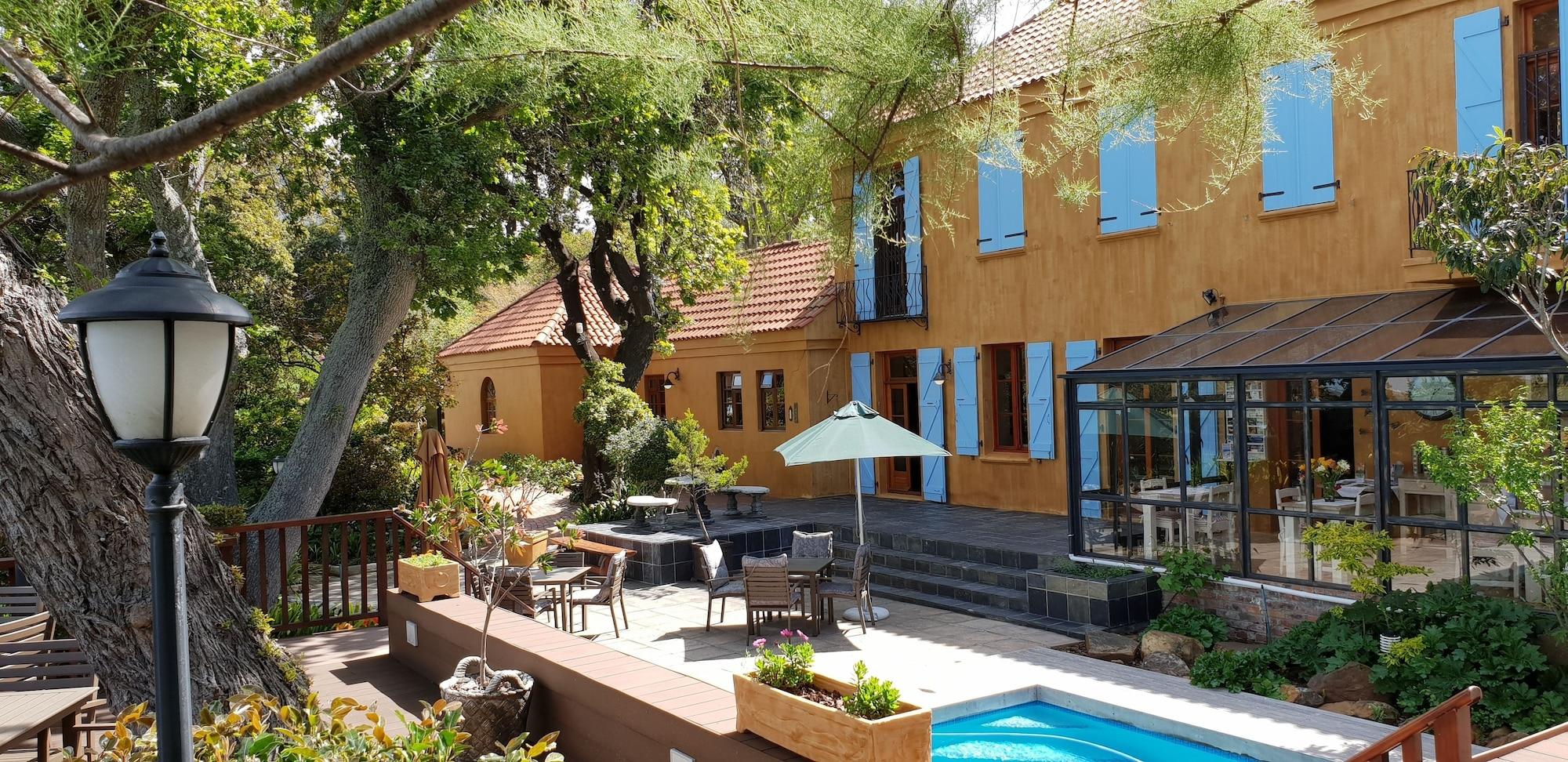 Cap Serein Guest House — 4-Star Luxury Hotel in Cape Town, South Africa