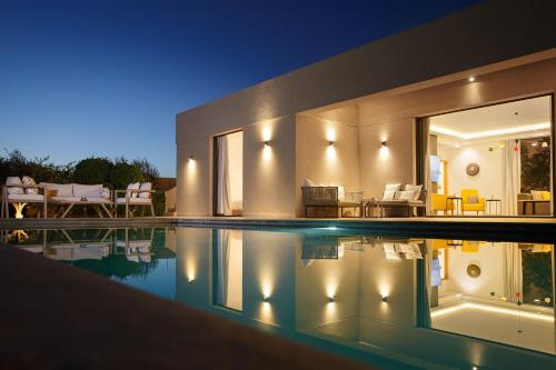 ADA ADA modern villa with heated private pool next city center — 4-Star Luxury Hotel in Marrakesh, Morocco