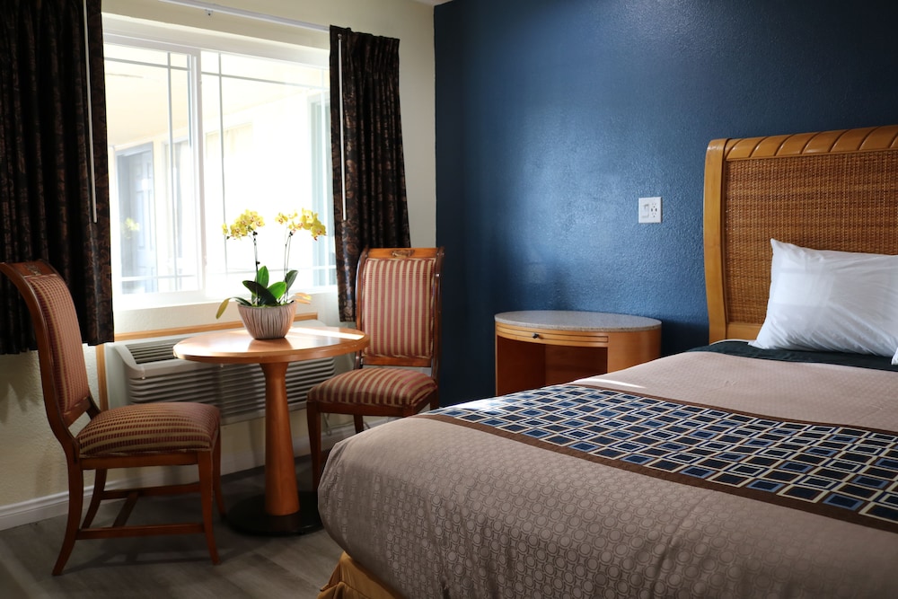 Valli Hi Motel - photo 6