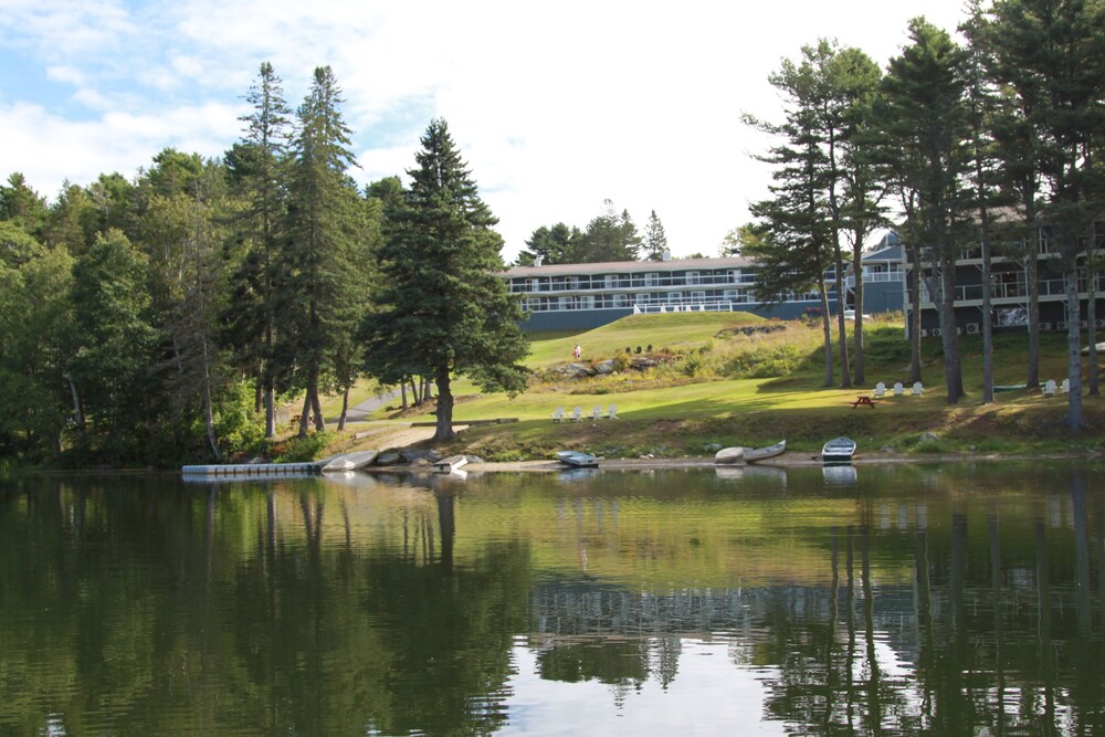 Beach Cove Waterfront Inn - photo 27