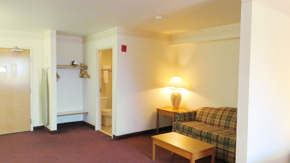Peppermill Empress Inn - photo 32