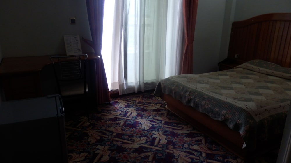 Hotel Royal Palace — Bonaberi — photo 5