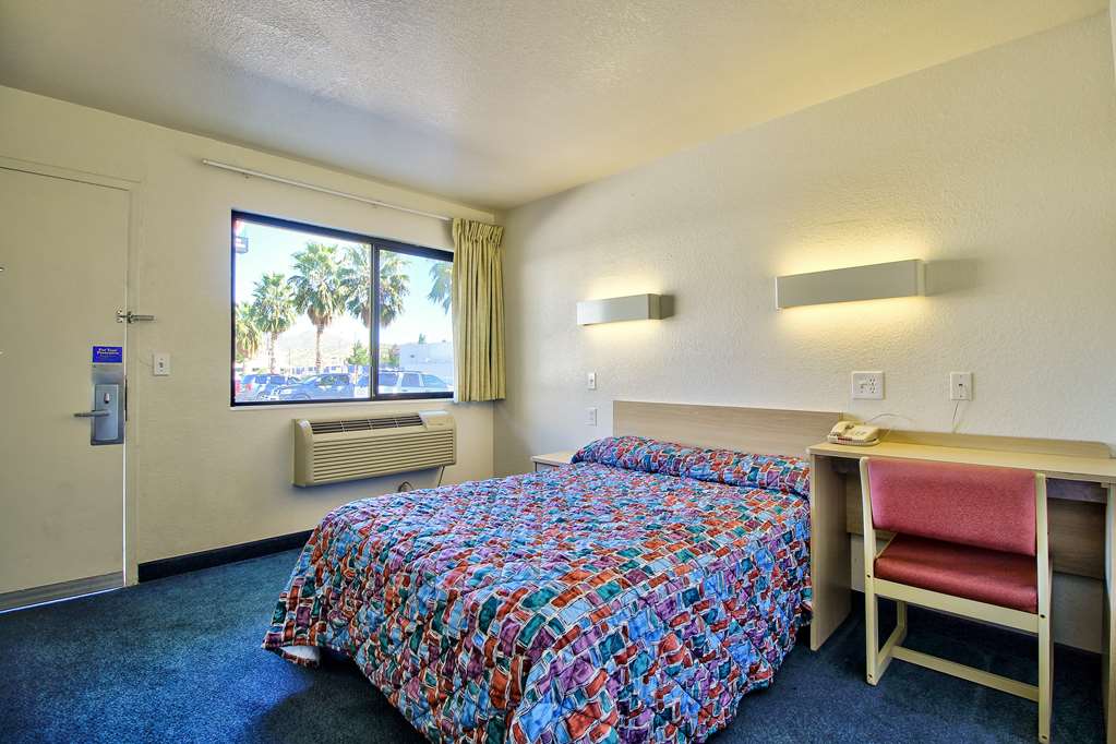 Motel6 Nogales AZ Mariposa Road - photo 20