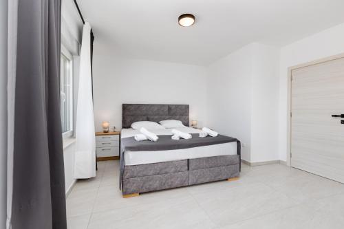 Apartman Dokić 2 — 4-Star Luxury Hotel in Punat, Croatia