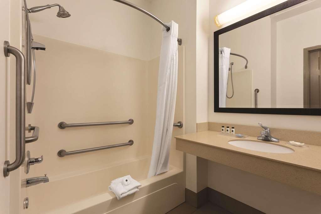 Country Inn & Suites by Radisson Bryant AR - photo 6