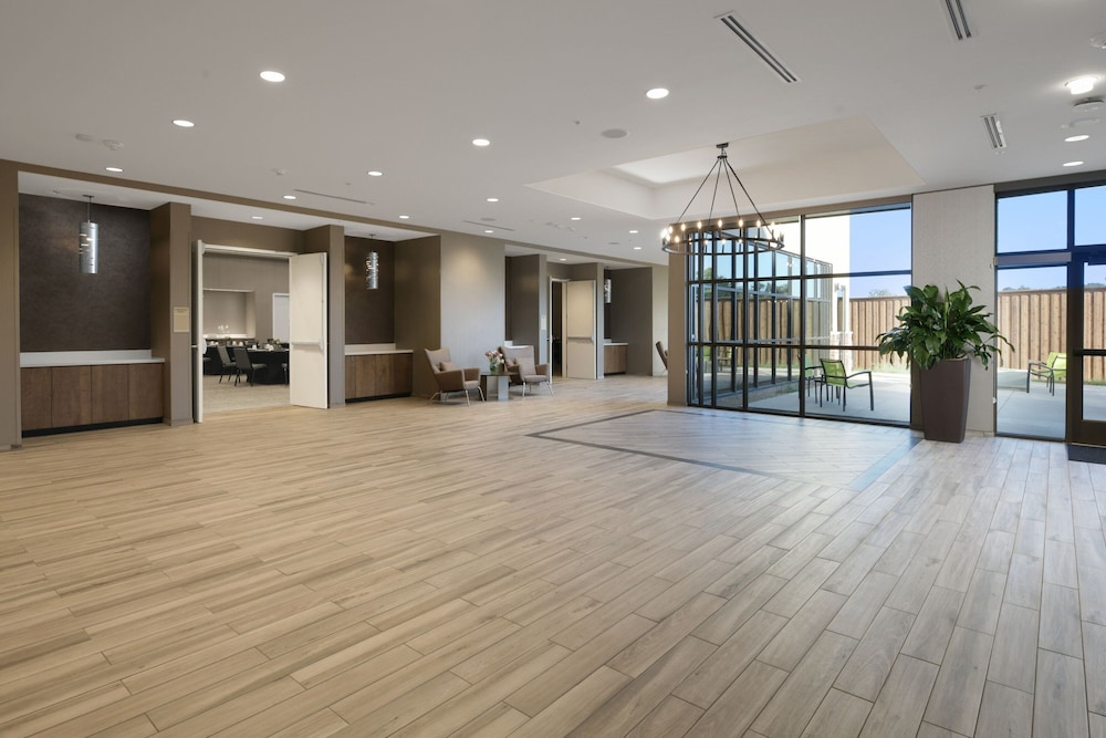SpringHill Suites by Marriott Lindale Tyler - photo 32