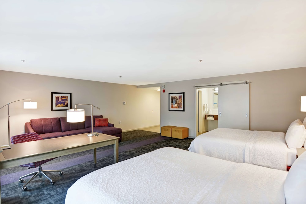 Hampton Inn & Suites Ashland - photo 11