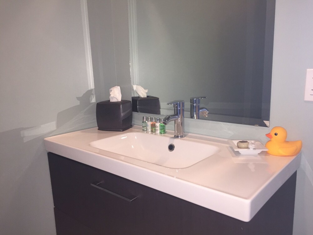 Hotel Kilbourne Downtown Sandusky - photo 14