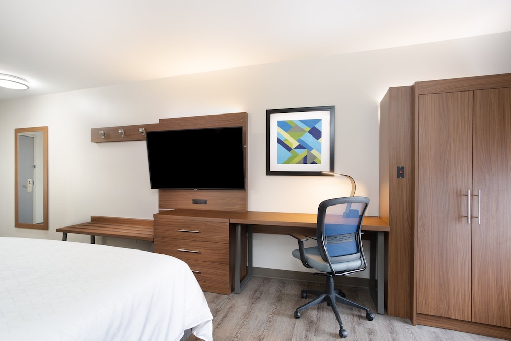Holiday Inn Express Hotel & Suites Morehead Cty by IHG - photo 12
