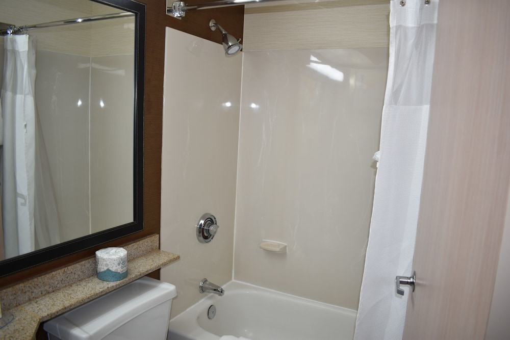 Fairfield Inn & Suites by Marriott Kansas City Liberty - photo 59