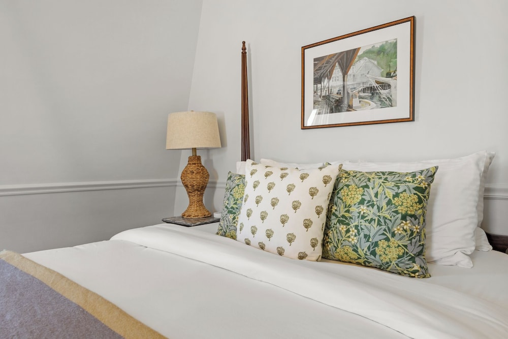 Hartstone Inn - photo 16