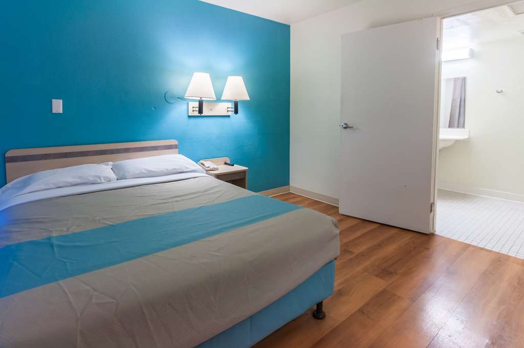 Motel 6 Green River UT - photo 17
