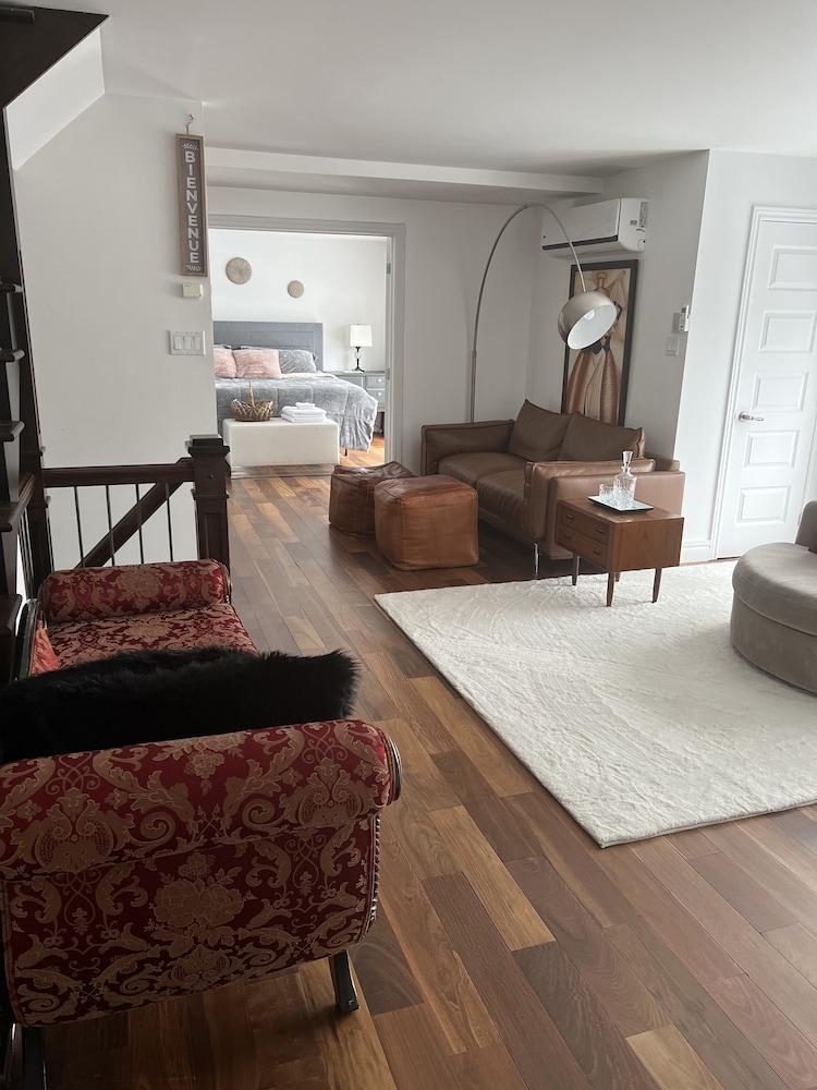 The Banton — 4-Star Luxury Hotel in Boisbriand, Canada