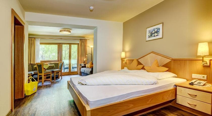Hotel Alpenhof — hotel in San Martino In Passiria
