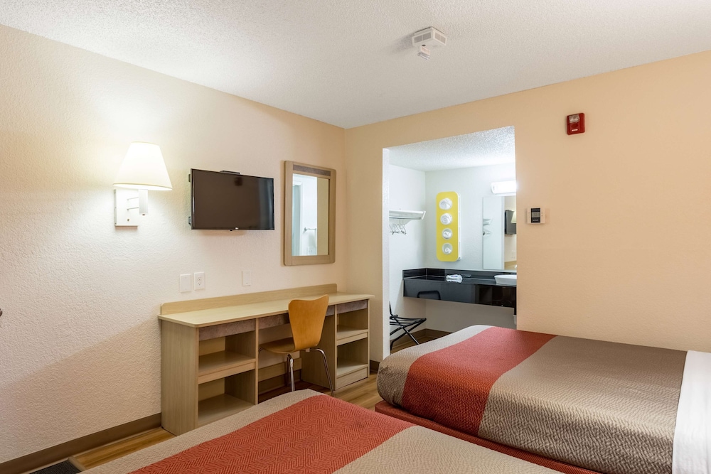 Motel6 Albuquerque NM South Airport - photo 10
