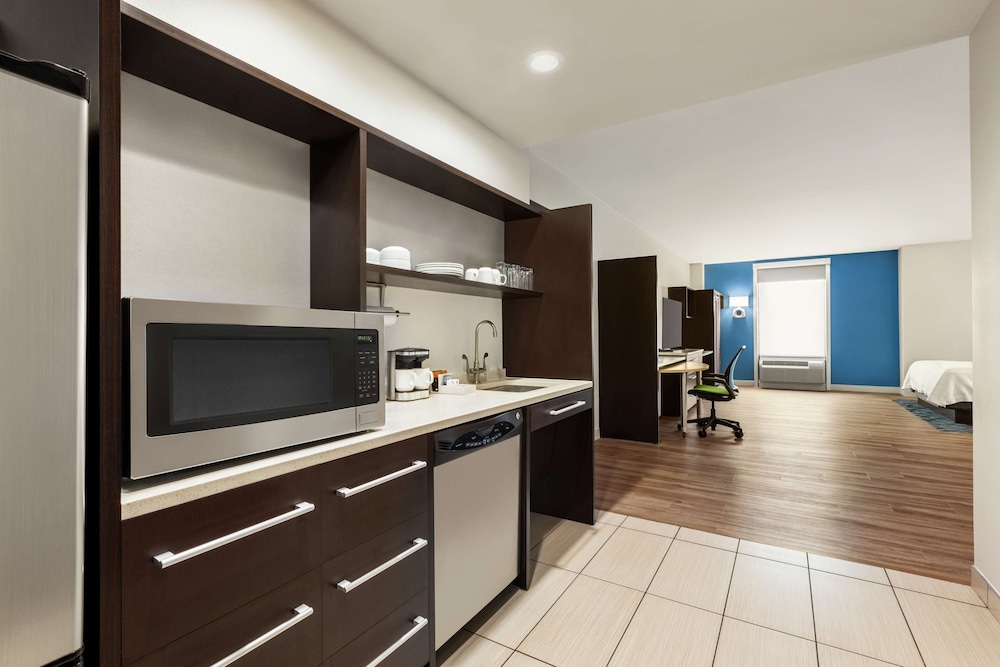 Home2 Suites by Hilton NY Long Island City Manhattan View - photo 17