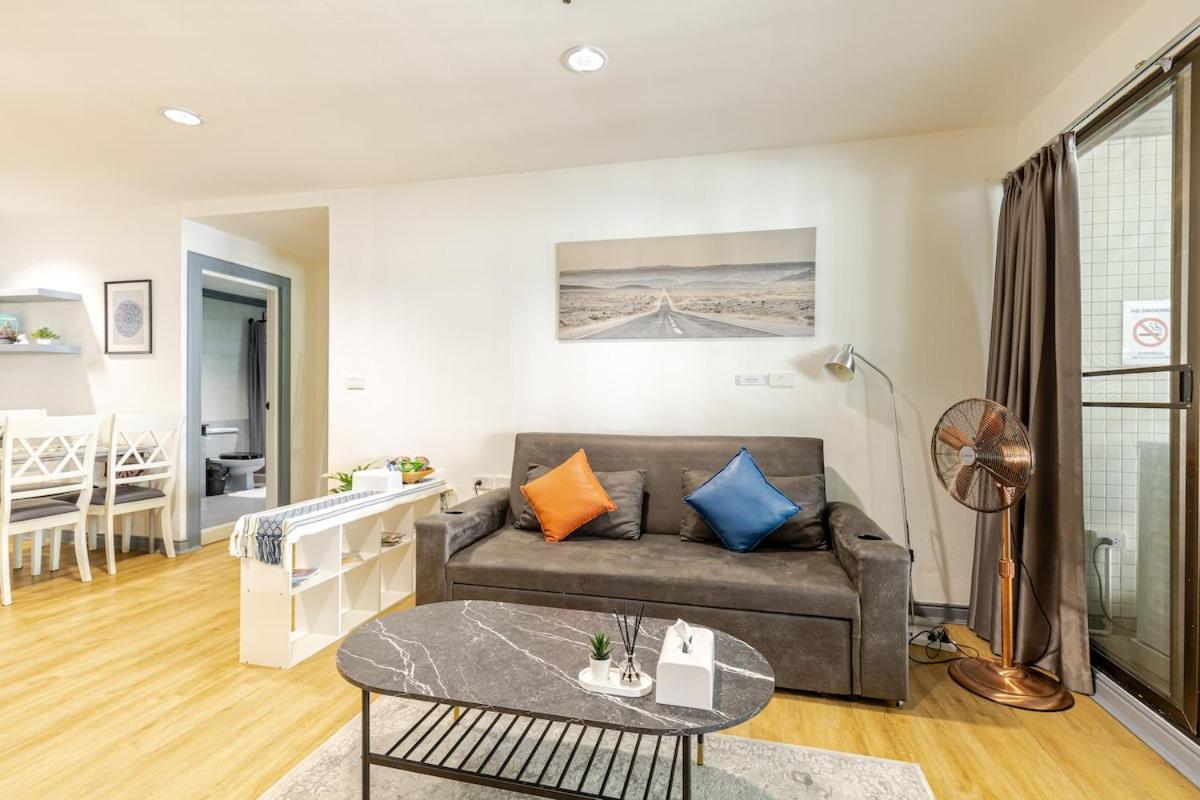 Cozy 2br Apt in Central Bangkok 5 Mins Bts 110 Sqm by Mattco