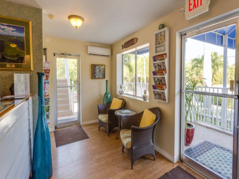 Sunset Beach Inn - photo 11