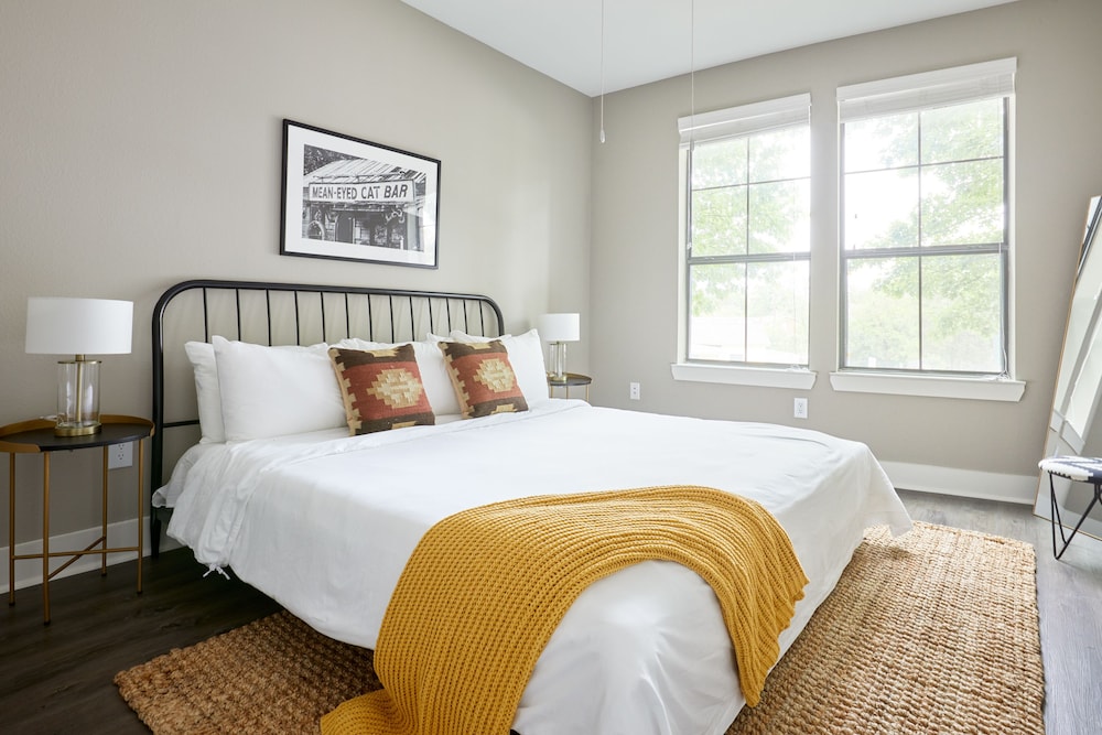 Sonder East Eleventh - photo 4
