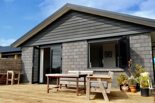 Bordeaux Retreat in Te Kauwhata, New Zealand