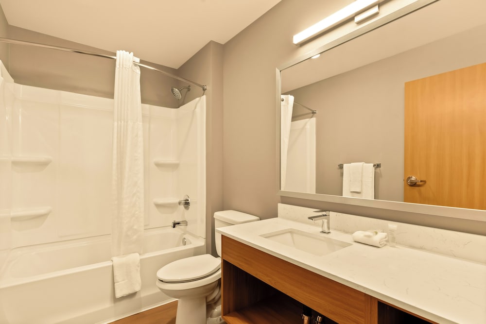 LivAway Suites Tri Cities Richland - photo 24