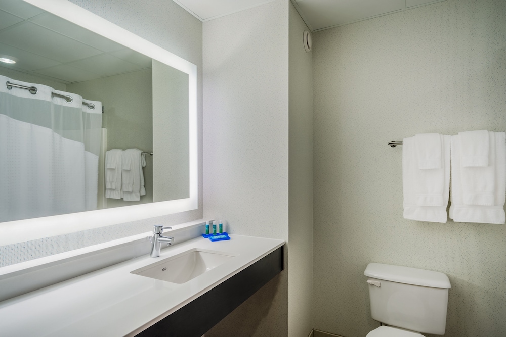 Holiday Inn Express Bloomsburg by IHG - photo 31