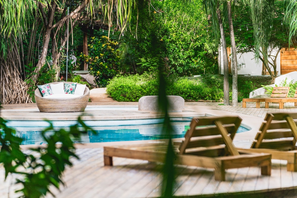SoulShine - carbon neutral hotel in Unknown City