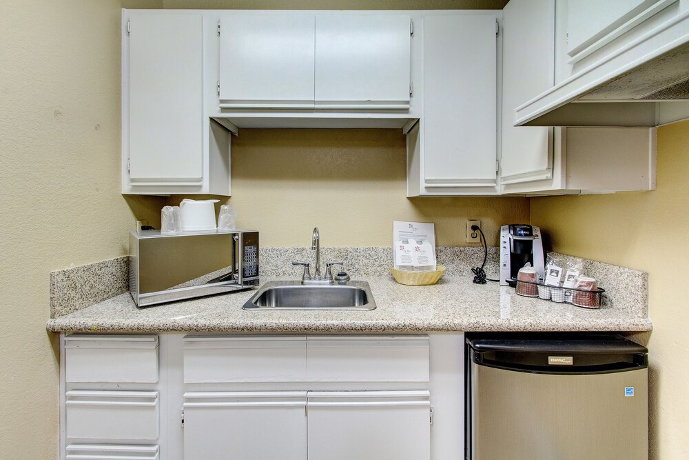 The Rita Suites - photo 14