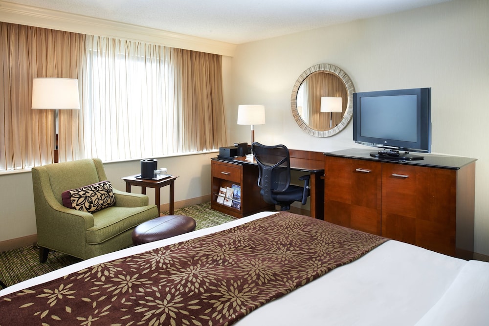 Detroit Marriott Livonia - photo 9