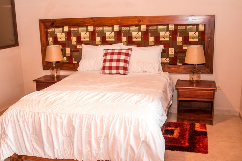 Hotel la Serrania — Los Naranjos — photo 2