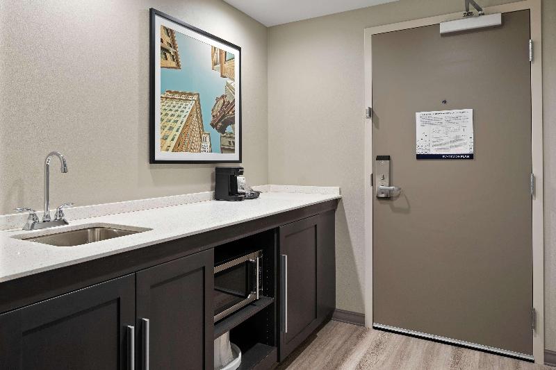 Hampton Inn & Suites Cranberry Pittsburgh - photo 130