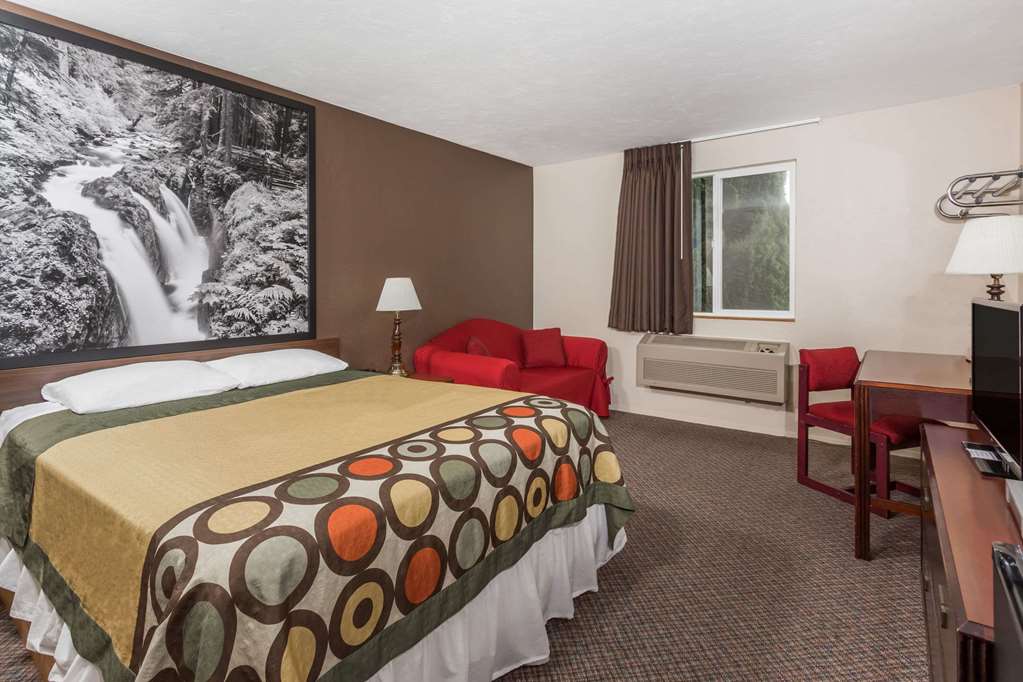 Super 8 by Wyndham Shelton - photo 14
